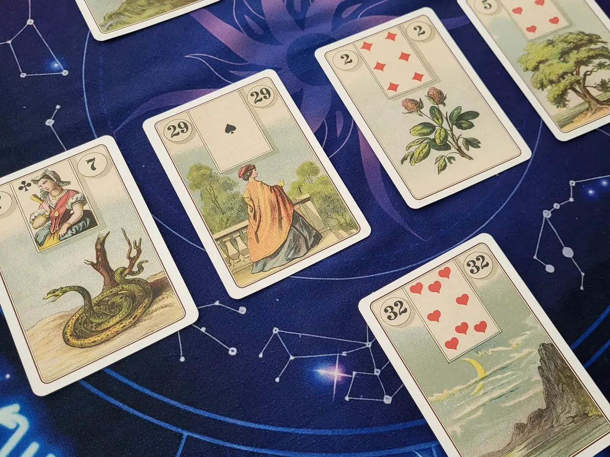 Lenormand card reading